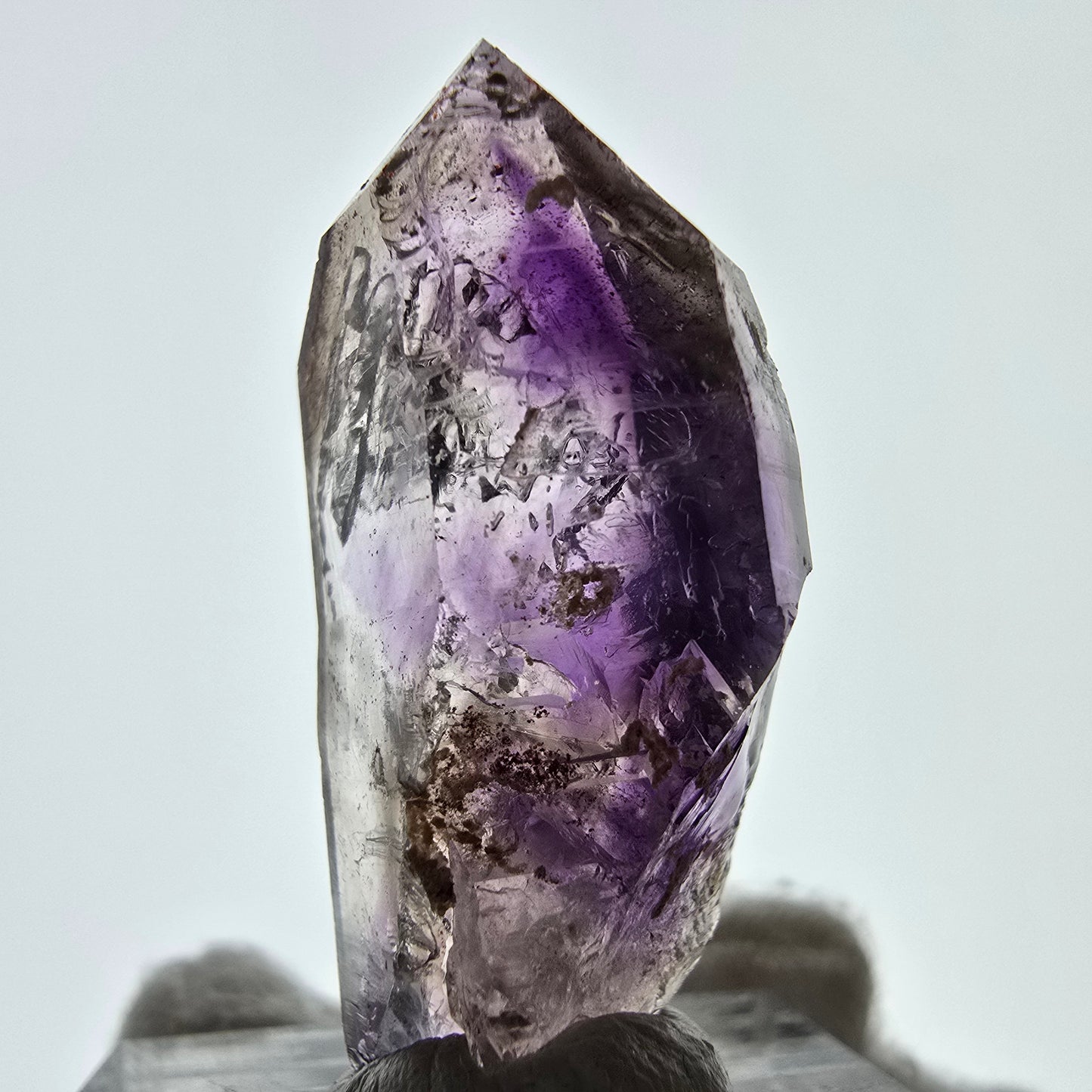 Pointe de sceptre d'améthyste fantôme Enhydro, 1x Bubble Brandberg, Namibie 34 x 16 x 14 mm