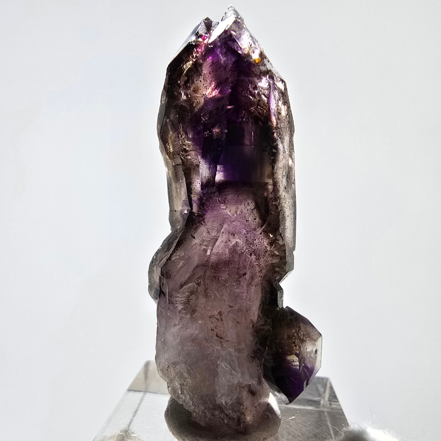 Améthyste fantôme rare, sceptre DT, amas Brandberg, Namibie, 49 x 21 x 14 mm