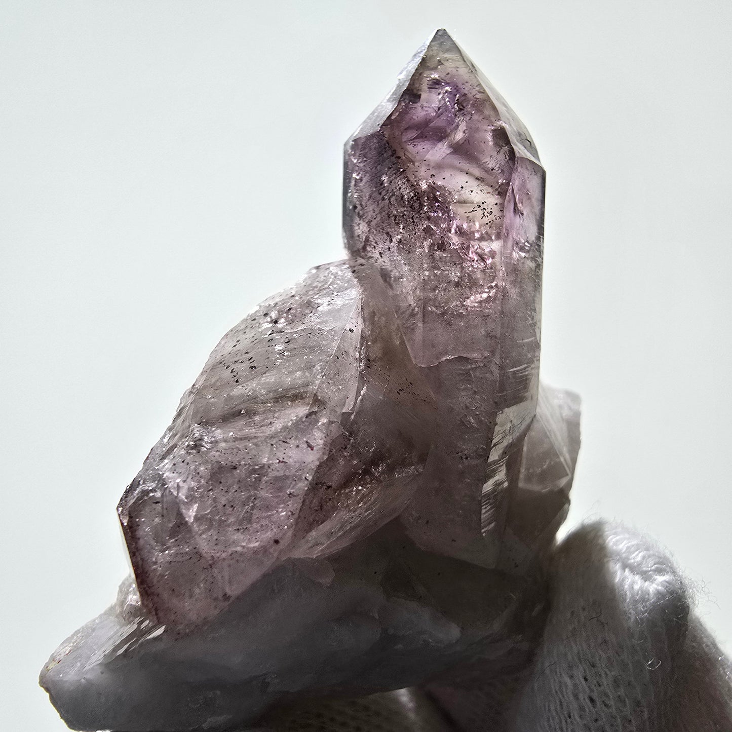 Rare sceptre d'améthyste fantôme sur scène matricielle Brandberg, Namibie 53*45*19mm