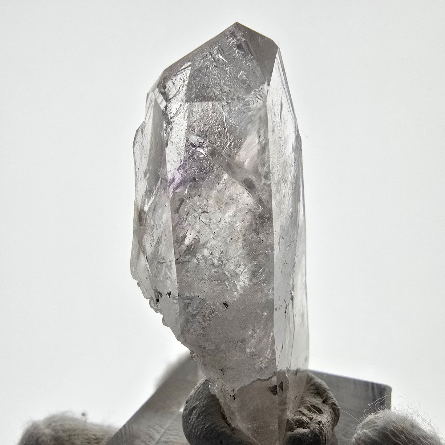 Améthyste fantôme Enhydro avec hématite, calcite UV, mine Bubble Streep 3x, Namibie, 46 x 22 x 16 mm