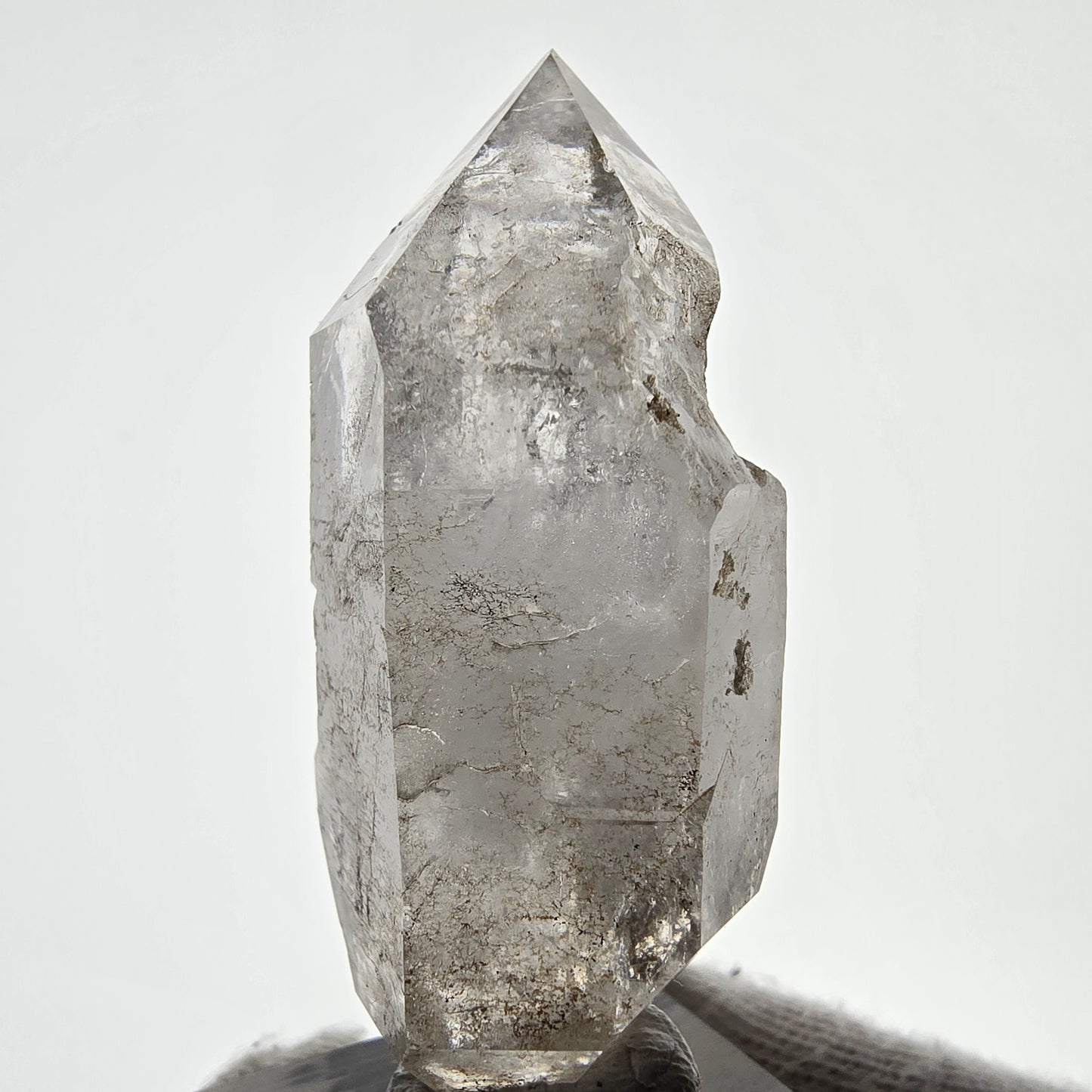 Sceptre de poche Saint-Valentin en améthyste fantôme squelette, Namibie 58 x 31 x 19 mm