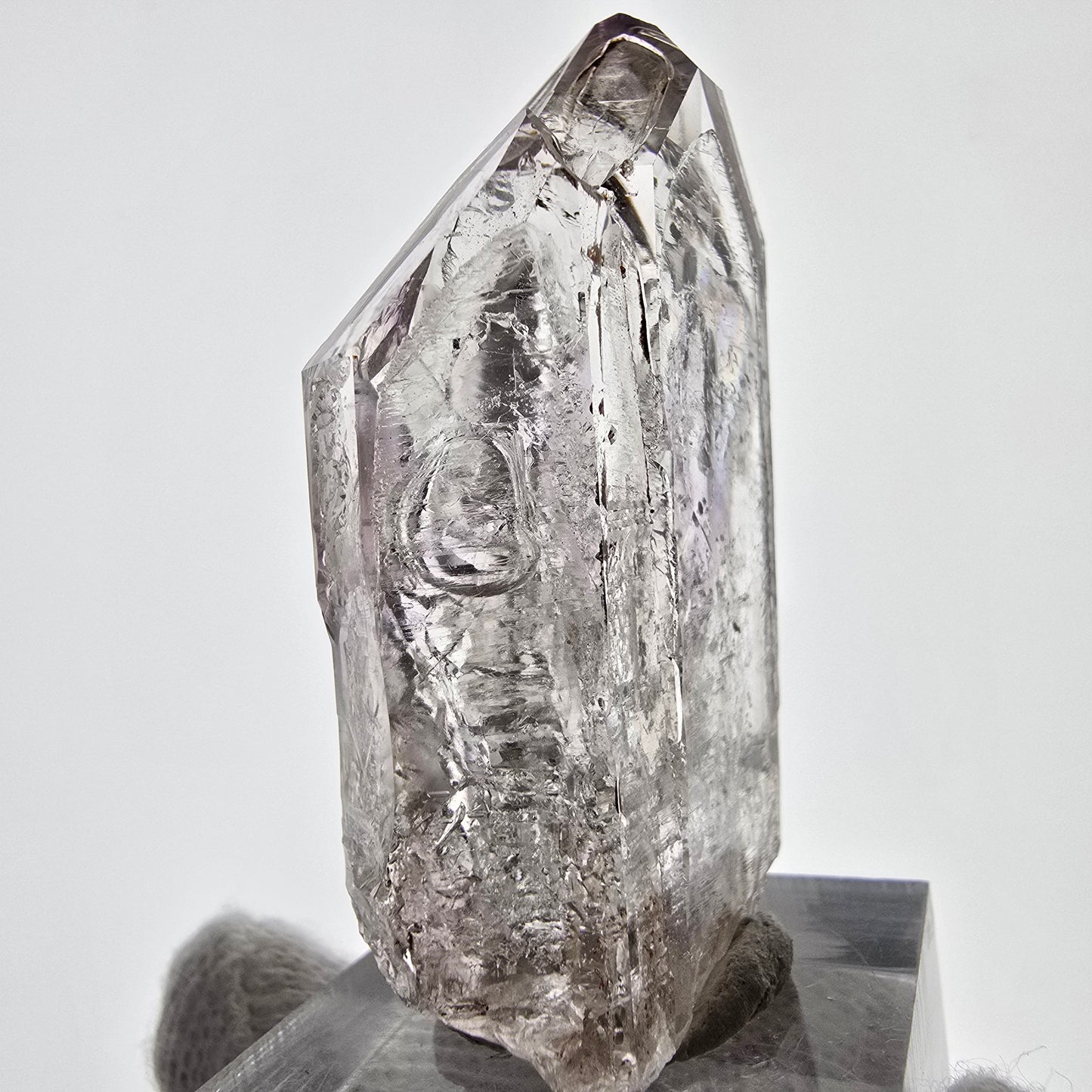 Sceptre squelette en améthyste Enhydro, pochette bulle XL pour la Saint-Valentin, Namibie 50 x 31 x 16 mm