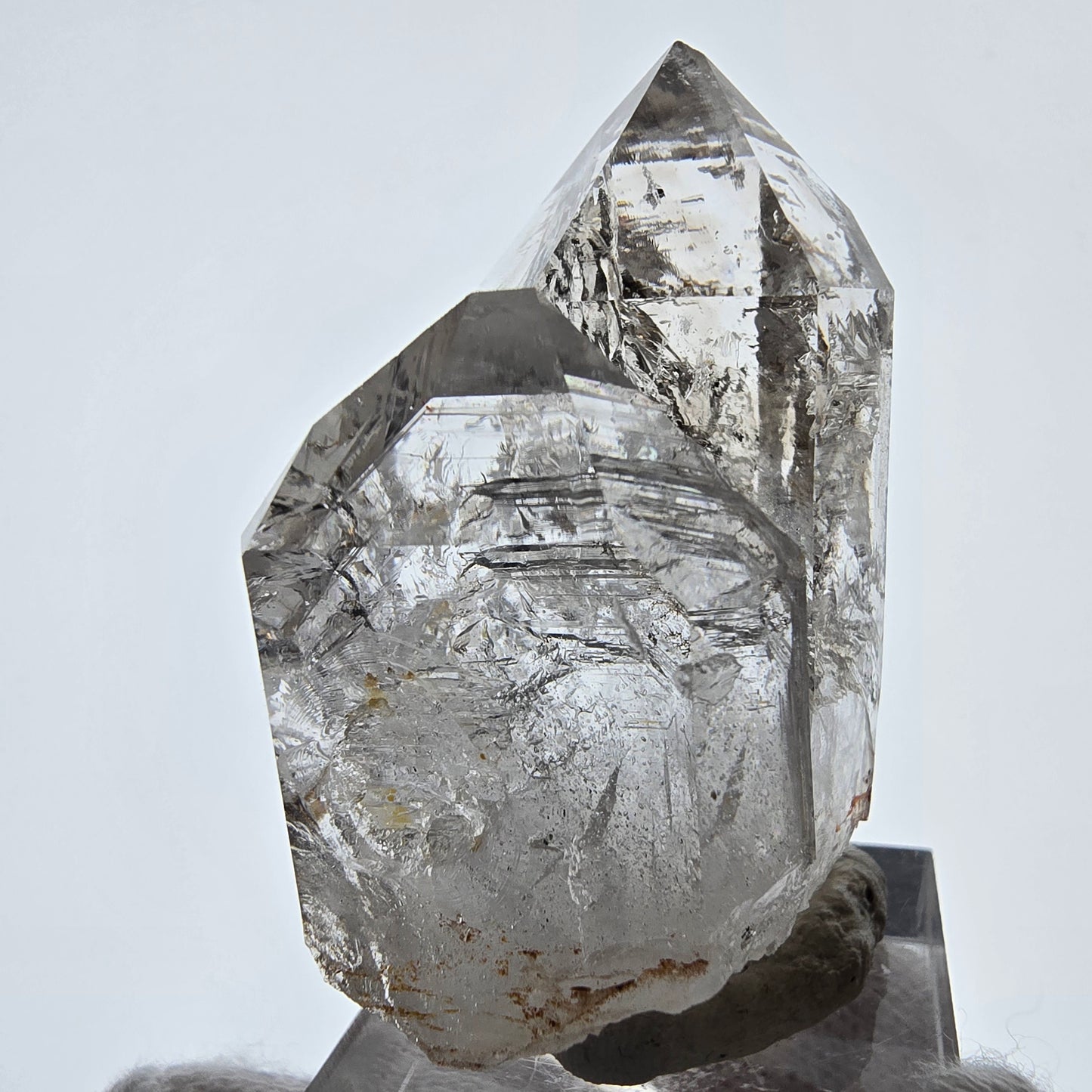Sceptre de poche Saint-Valentin en quartz fumé fantôme squelette, Namibie, 47 x 33 x 29 mm