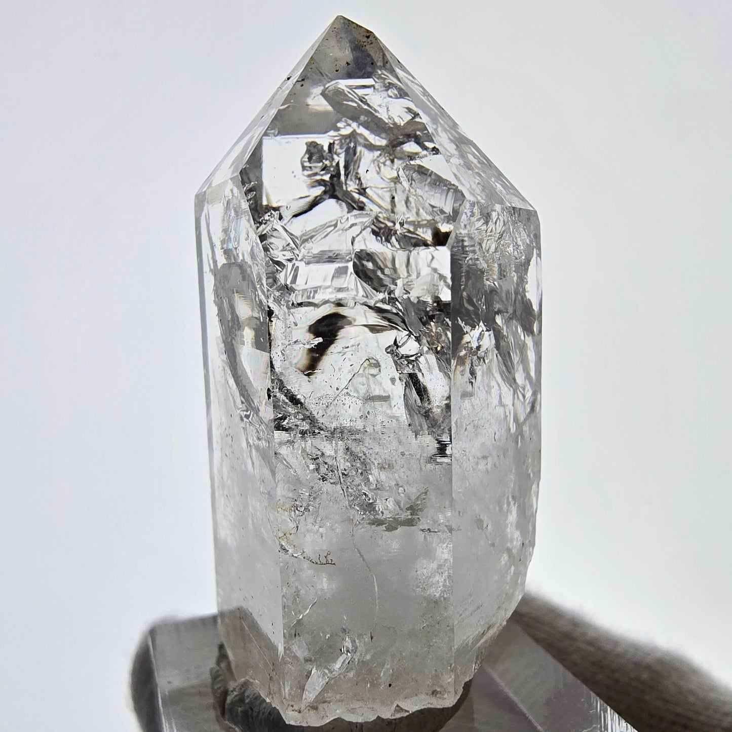 Sceptre en quartz fumé lémurien Enhydro, 1 pochette Saint-Valentin à bulles, Namibie 49 x 23 x 25 mm