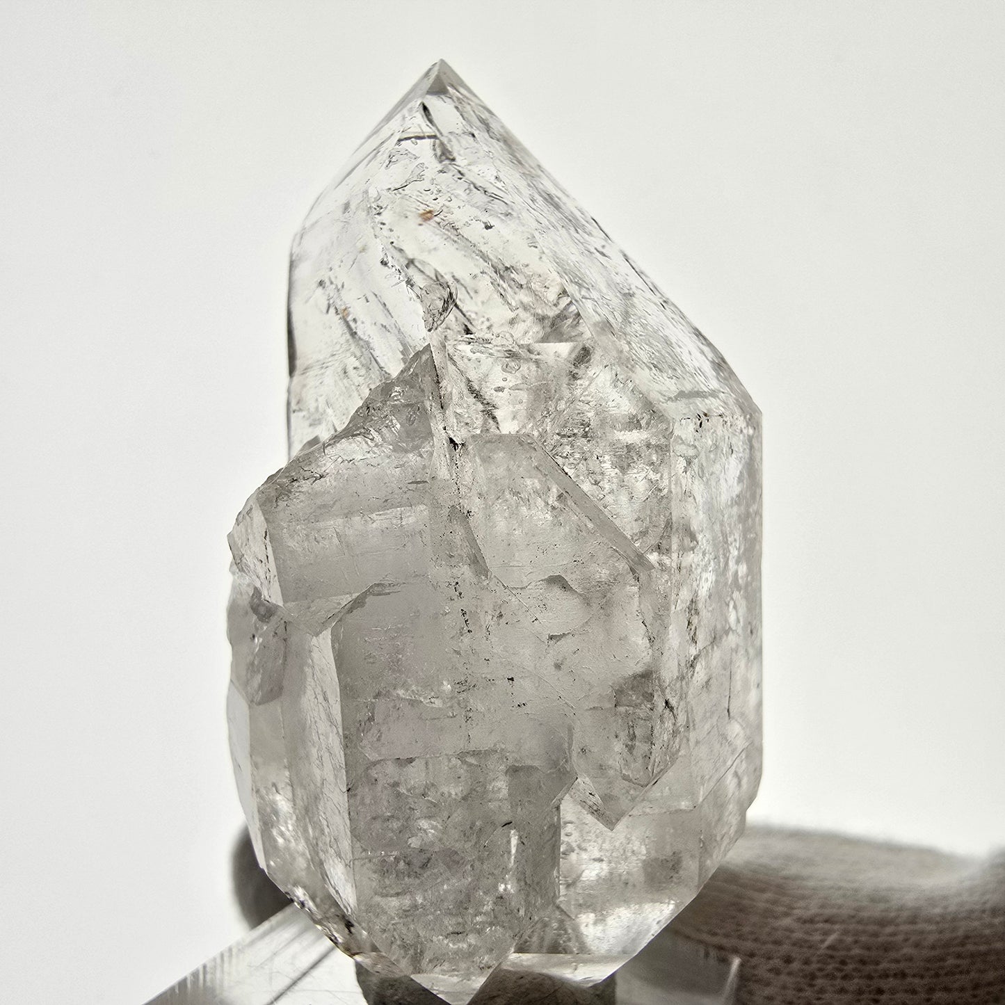 Sceptre DT en quartz fumé squelette Enhydro, 1x pochette Saint-Valentin à bulles, Namibie 60 x 34 x 25 mm