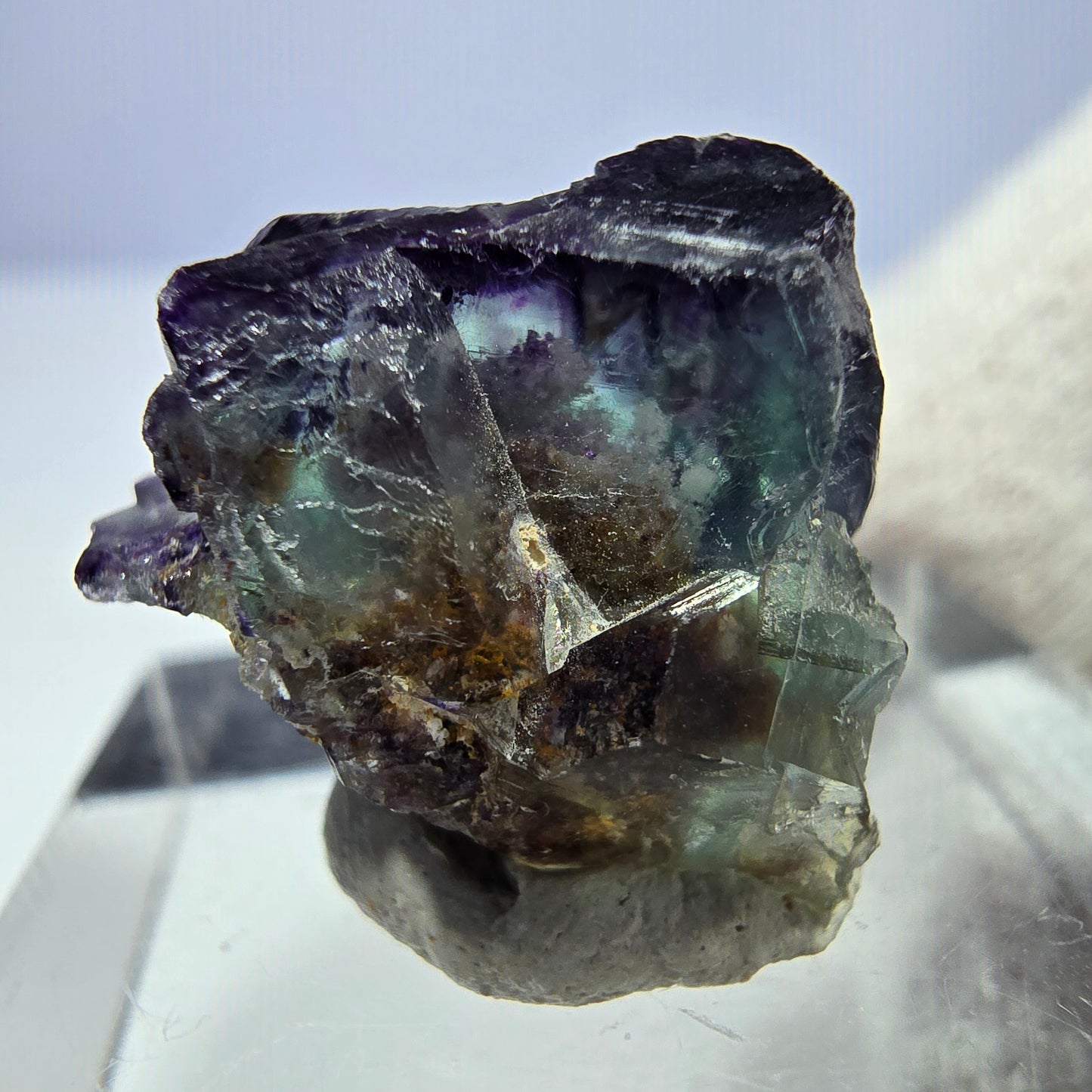 Spécimen rare de cube de fluorite fantôme, vert zonal et violet, Okorusu, Namibie, 17 x 14 x 15 mm