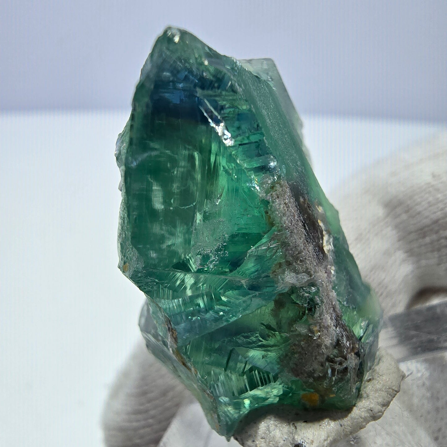 Spécimen de cube de fluorite fantôme, parqueté, vert turquoise Okorusu, Namibie 29*24*19mm