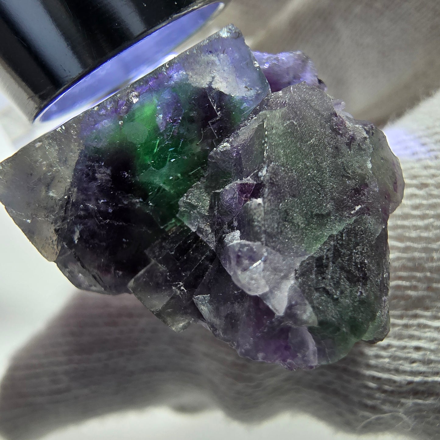 Spécimen rare de cube de fluorite fantôme, vert zonal et violet, Okorusu, Namibie, 40 x 23 x 18 mm