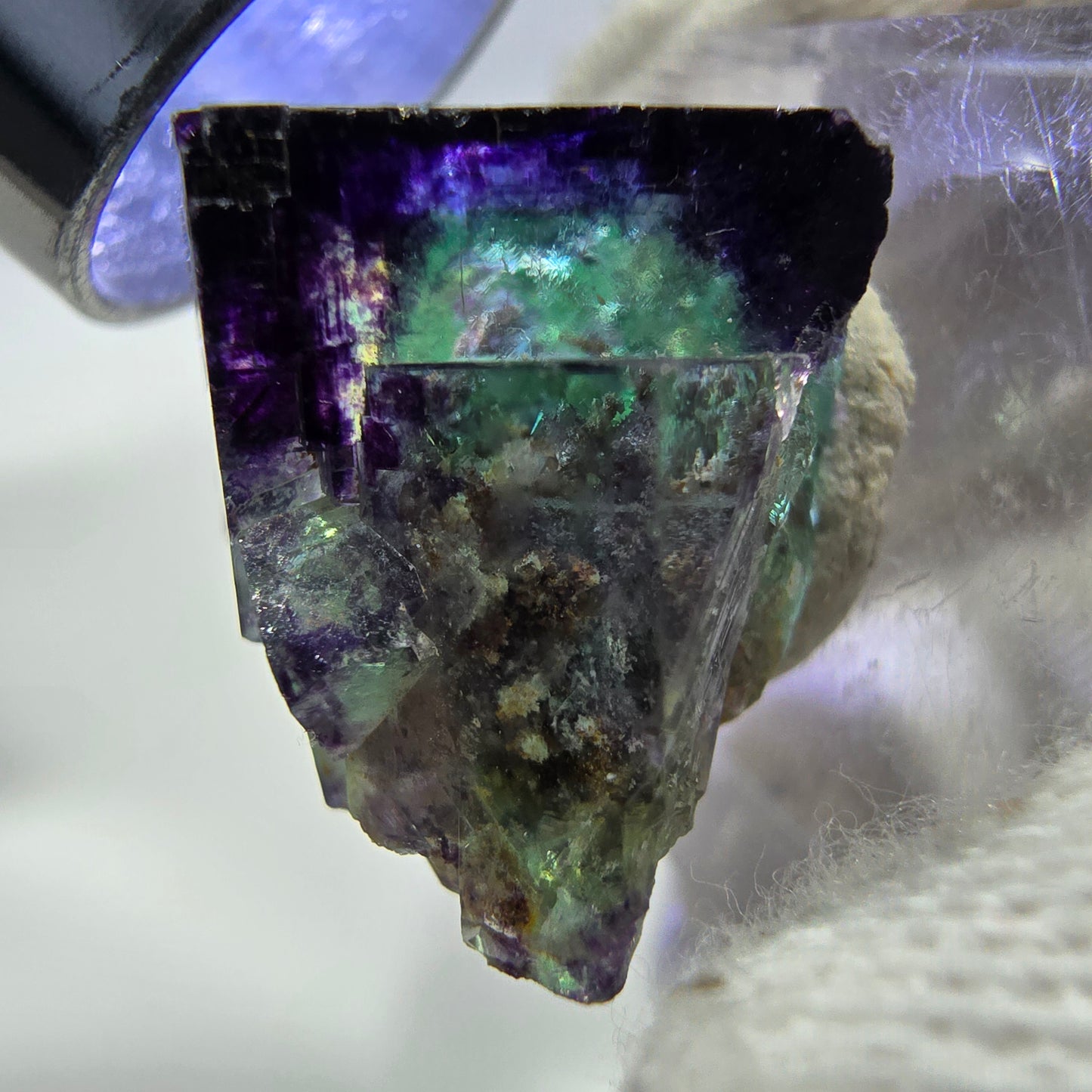 Spécimen rare de cube de fluorite fantôme, vert zonal et violet, Okorusu, Namibie, 28 x 16 x 18 mm