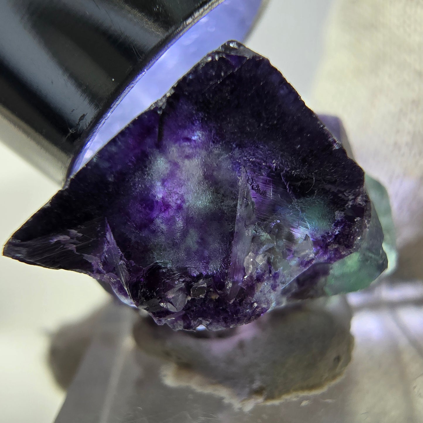 Spécimen rare de cube de fluorite fantôme, vert zonal et violet, Okorusu, Namibie, 30 x 21 x 16 mm