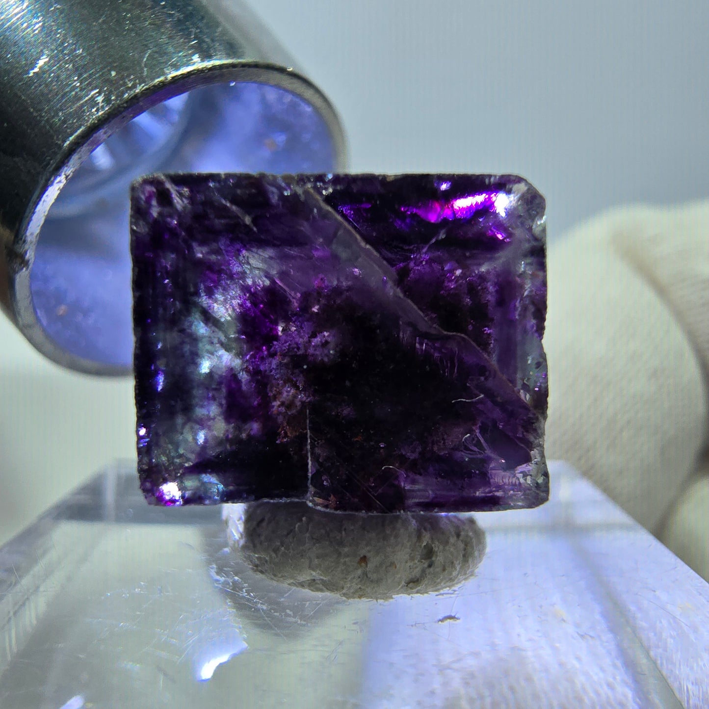 Rare cube de fluorite fantôme zonal, vert violet Okorusu, Namibie 16*16*13mm