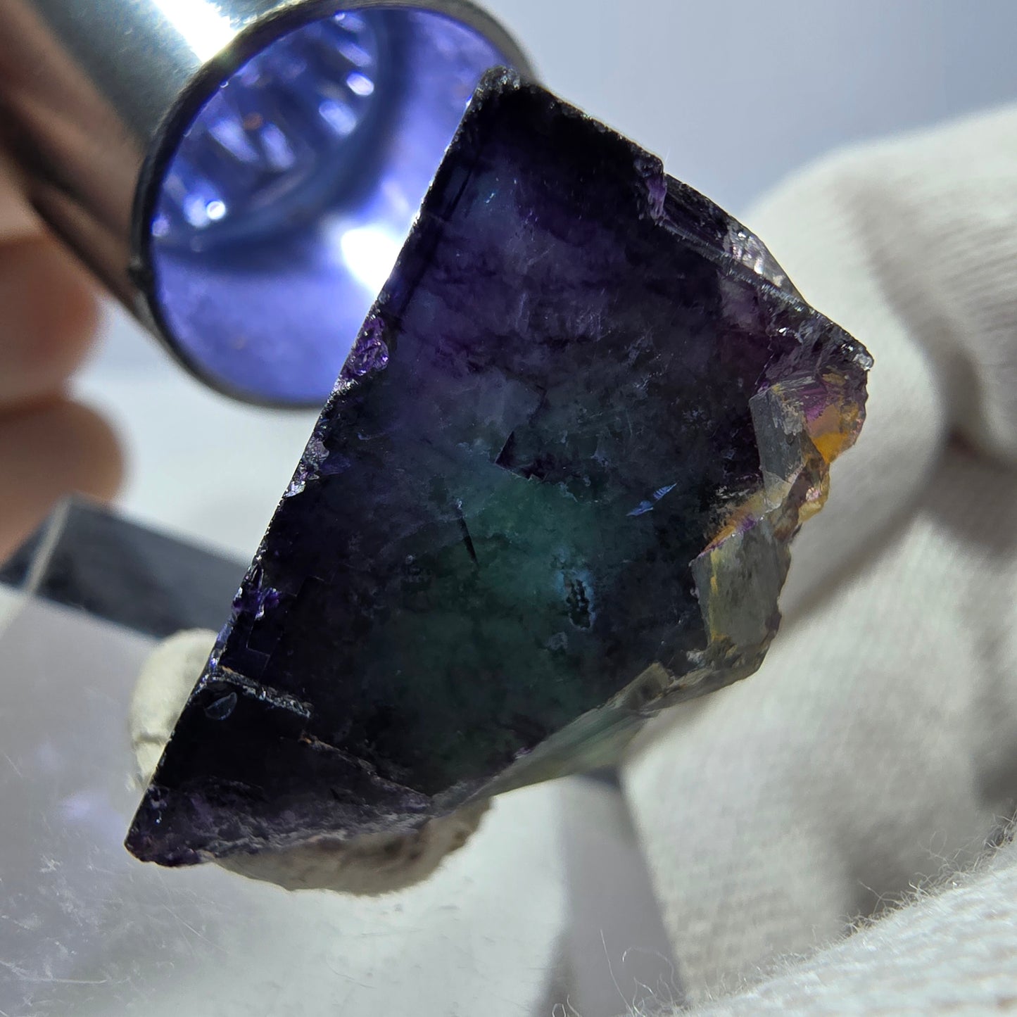 Rare cube de fluorite fantôme zonal, vert violet Okorusu, Namibie 31*29*15mm