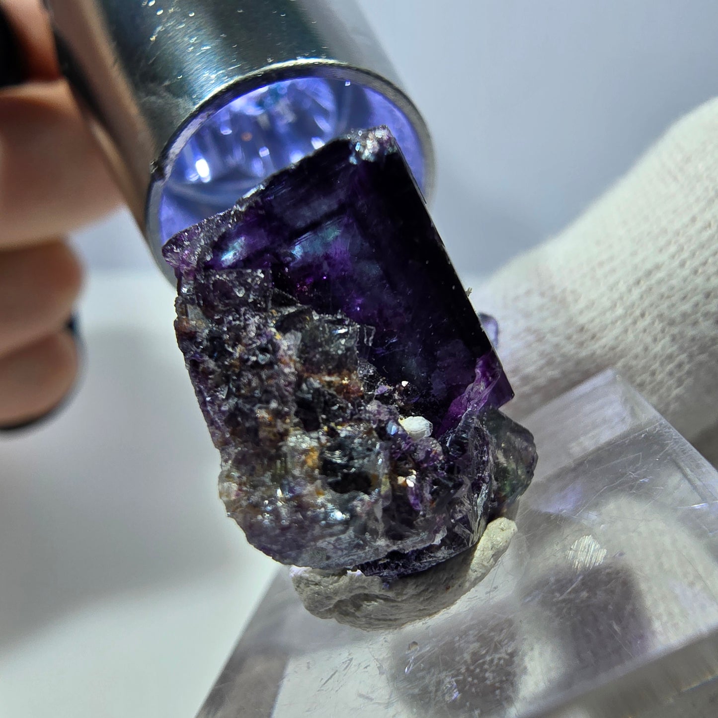 Spécimen de cube de fluorite fantôme zonal, vert violet Okorusu, Namibie 25*20*10 mm