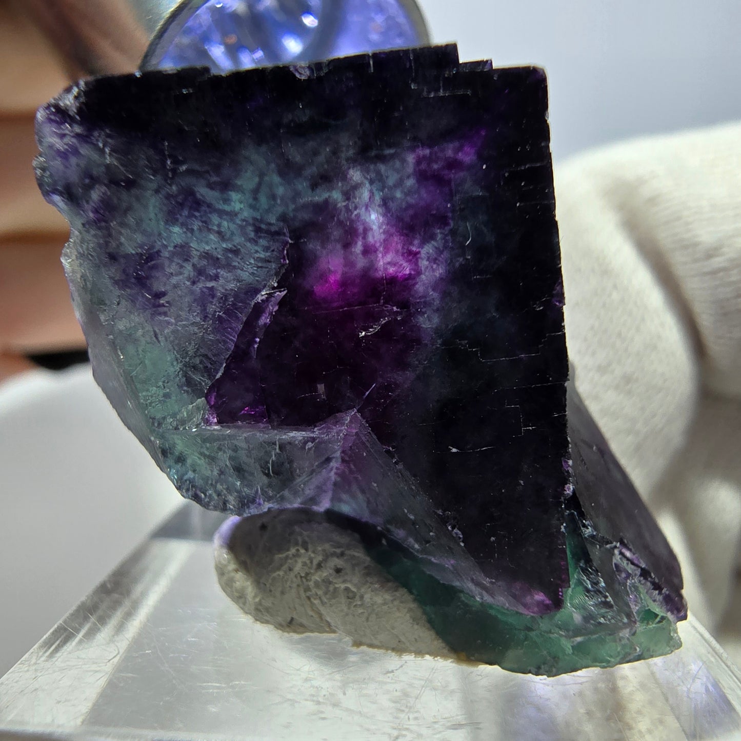 Spécimen zonal de cube de fluorite fantôme, vert violet, Okorusu, Namibie, 35 x 23 x 27 mm