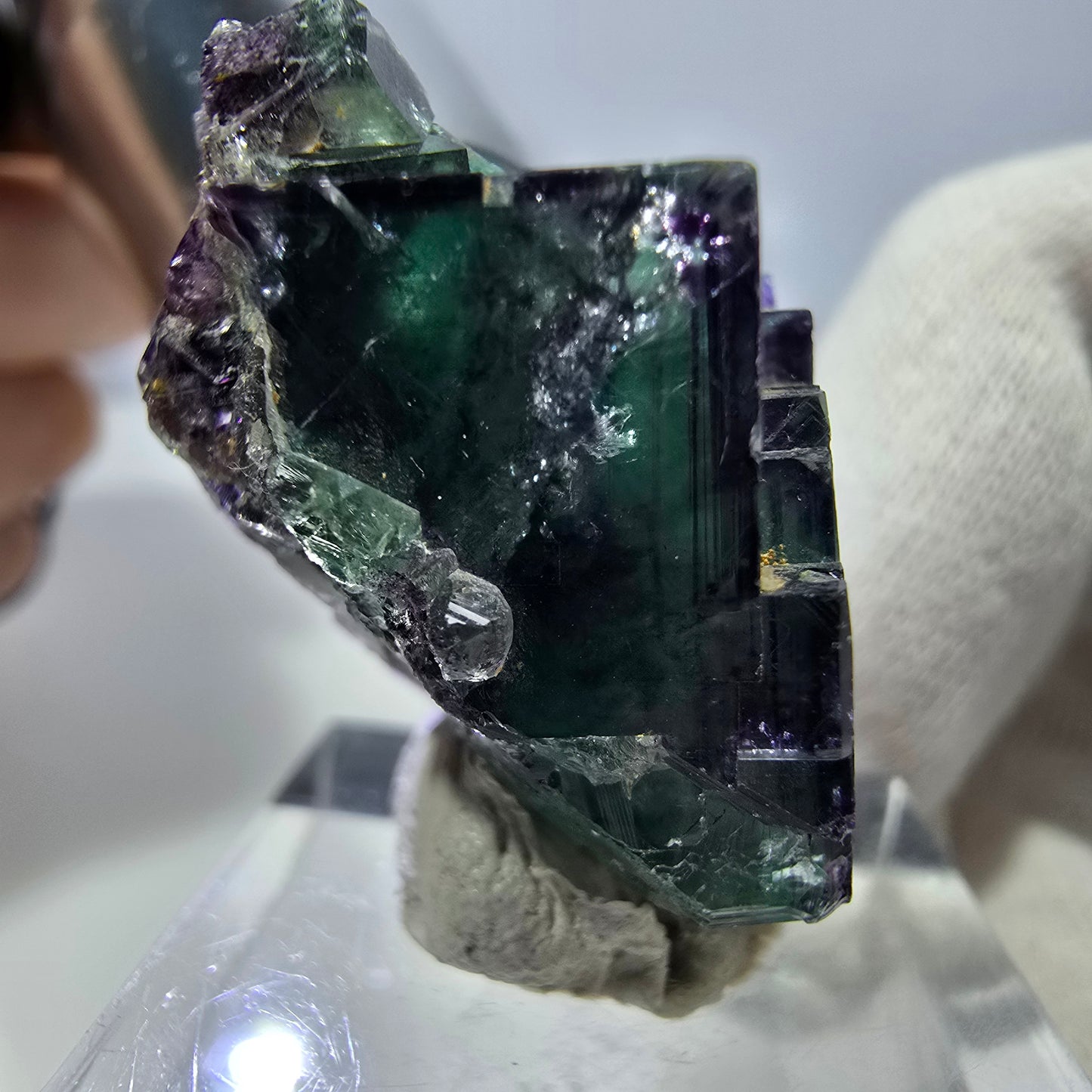 Spécimen zonal de cube de fluorite fantôme, vert violet, Okorusu, Namibie, 34 x 24 x 20 mm