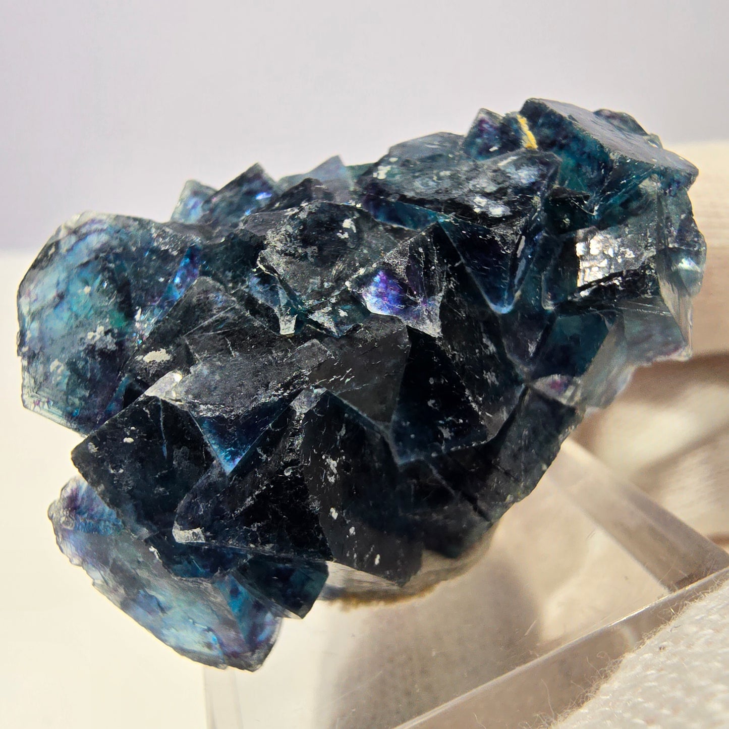Spécimen de cube de fluorite fantôme, zonal – Nouvelle découverte ! Okorusu, Namibie, 42 x 28 x 22 mm