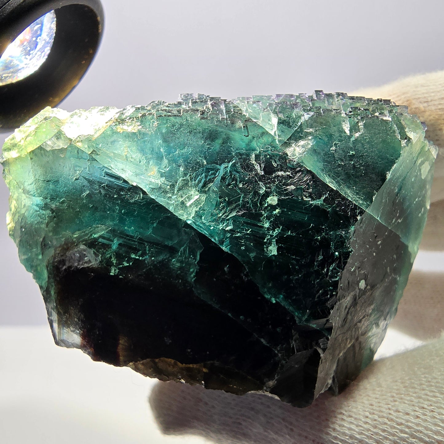 Grand cube de fluorite fantôme étagé, vert-brun, Okorusu, Namibie, 83 x 70 x 45 mm