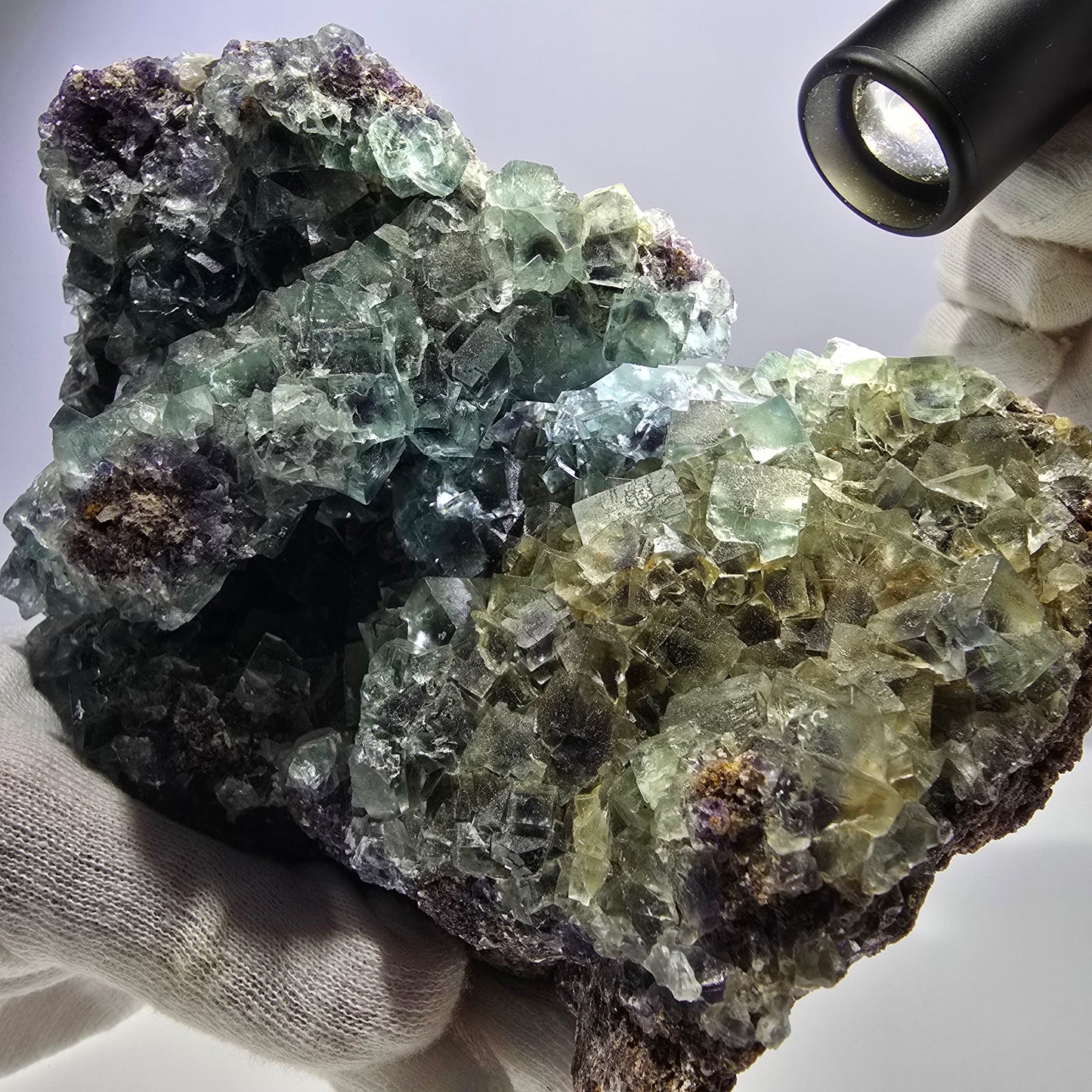 Spécimen de cube de fluorite fantôme XL, parqueté, vert violet Okorusu, Namibie 181*124*74mm