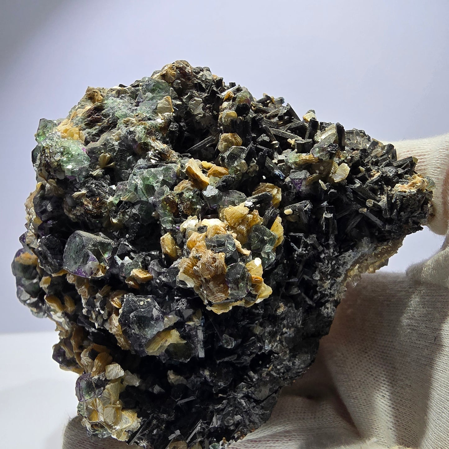 Fluorite fantôme XL, muscovite, hyalite, quartz fumé, tourmaline Schörl, Erongo, Namibie, 132 x 116 x 98 mm