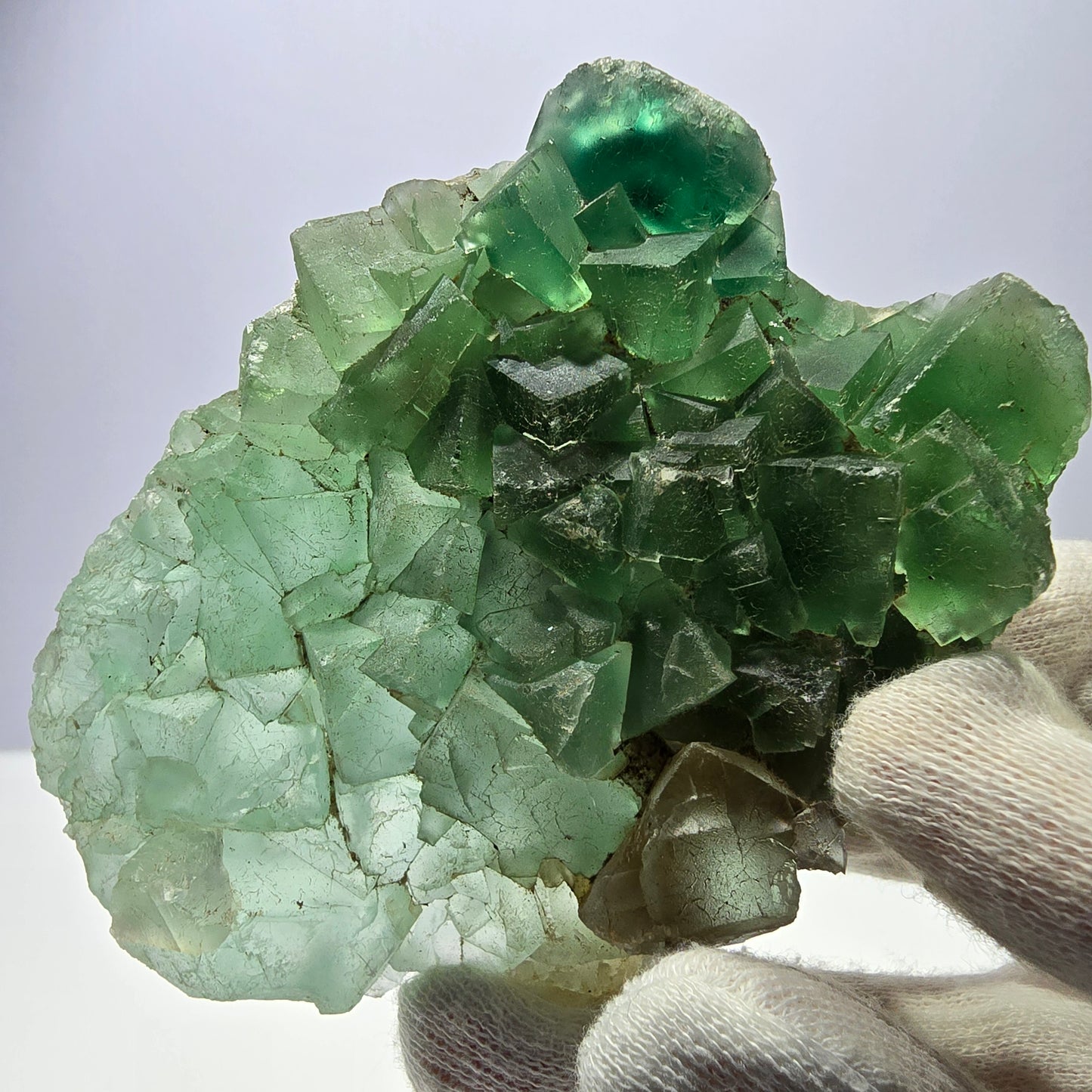Grand cube de fluorite fantôme étagé, vert Okorusu Namibie 100*74*22mm