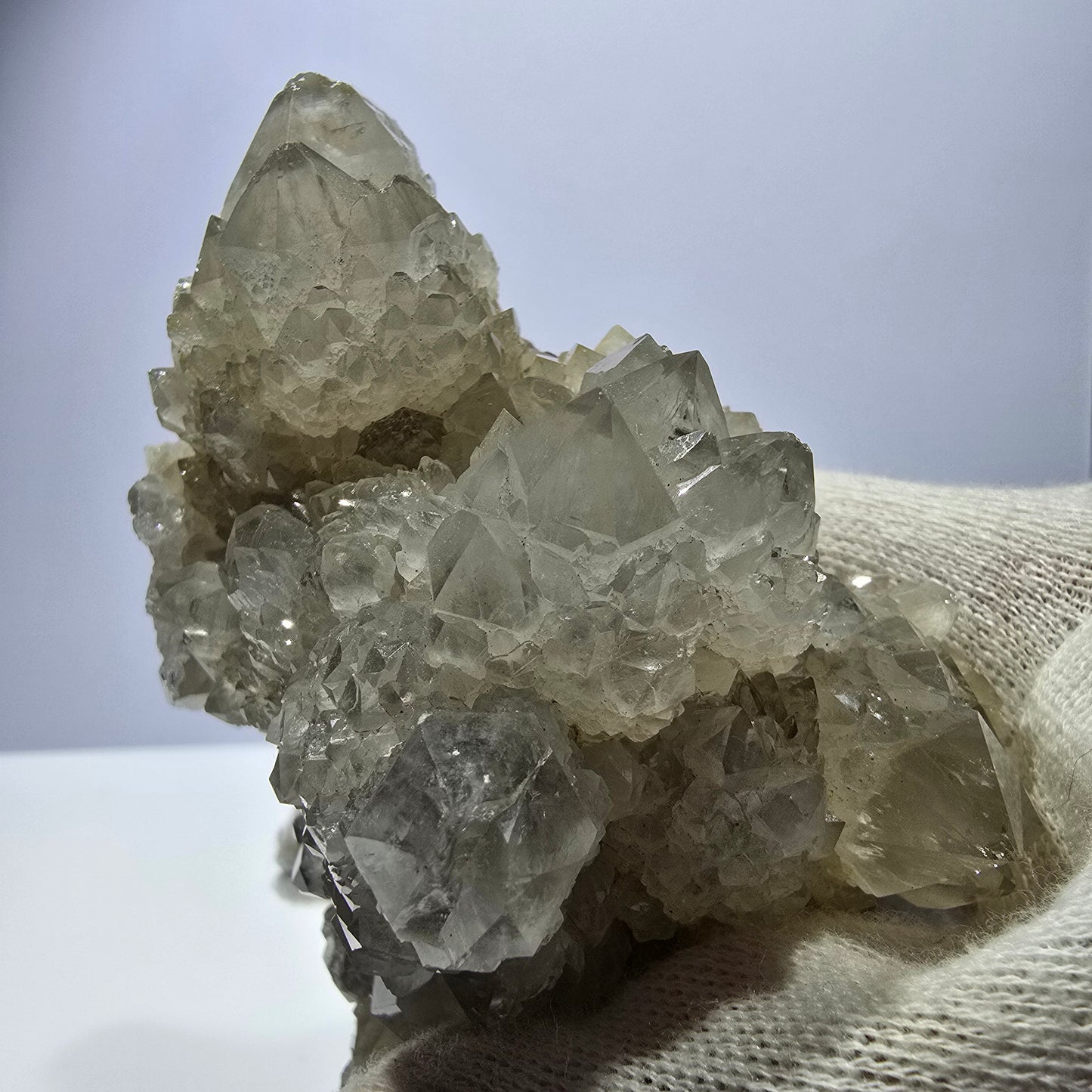 Grand cube de fluorite fantôme, spécimen de quartz violet-vert Okorusu, Namibie 102 x 78 x 57 mm