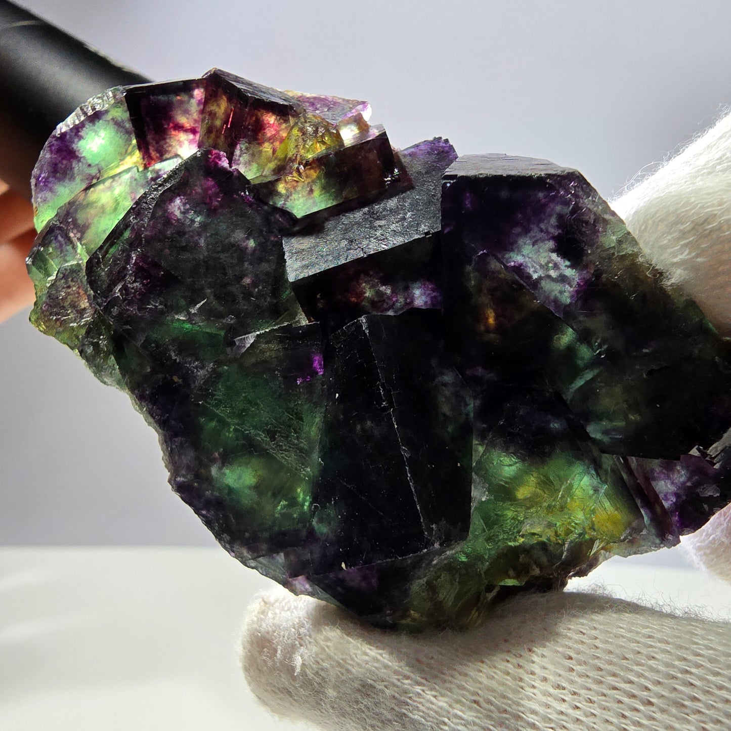 Spécimen de cube de fluorite fantôme transparent, parqueté, zonal, Okorusu, Namibie, 76 x 46 x 28 mm