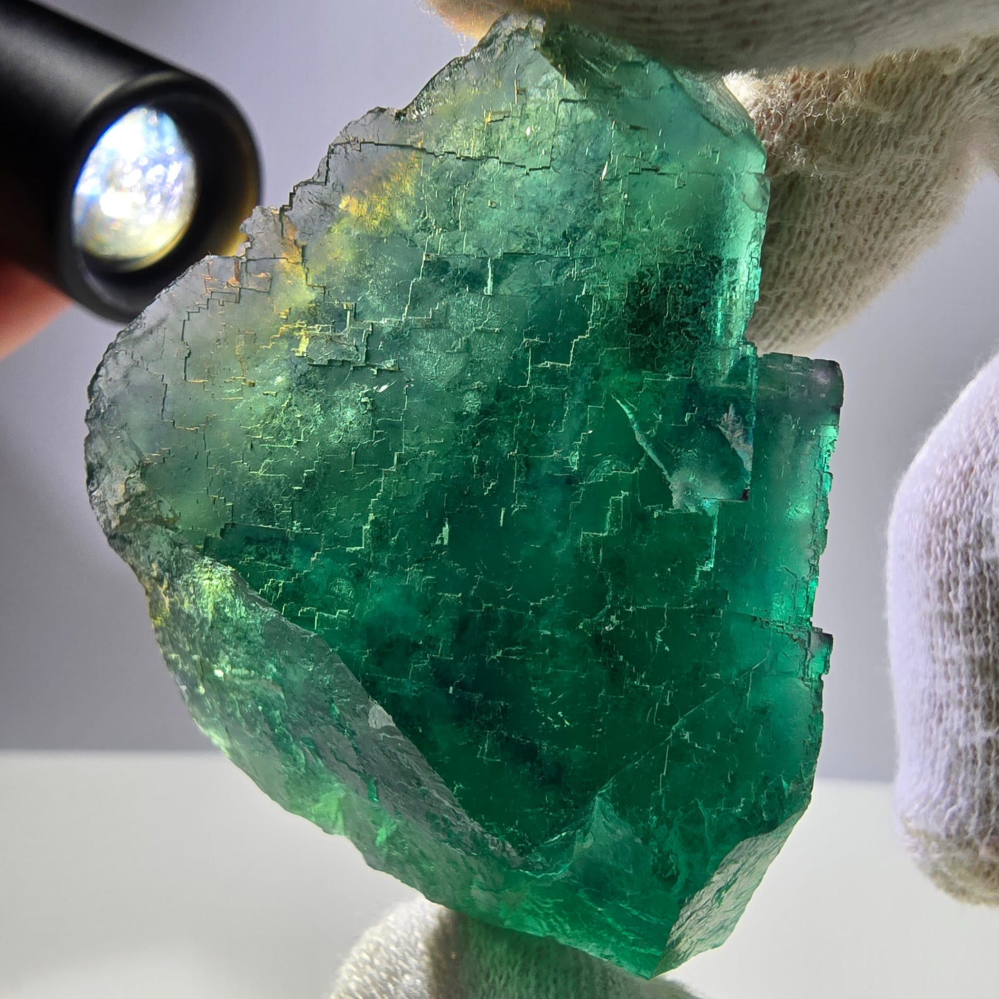 Cube de fluorite fantôme transparent vert à gradins Okorusu Namibie 67 x 43 x 34 mm