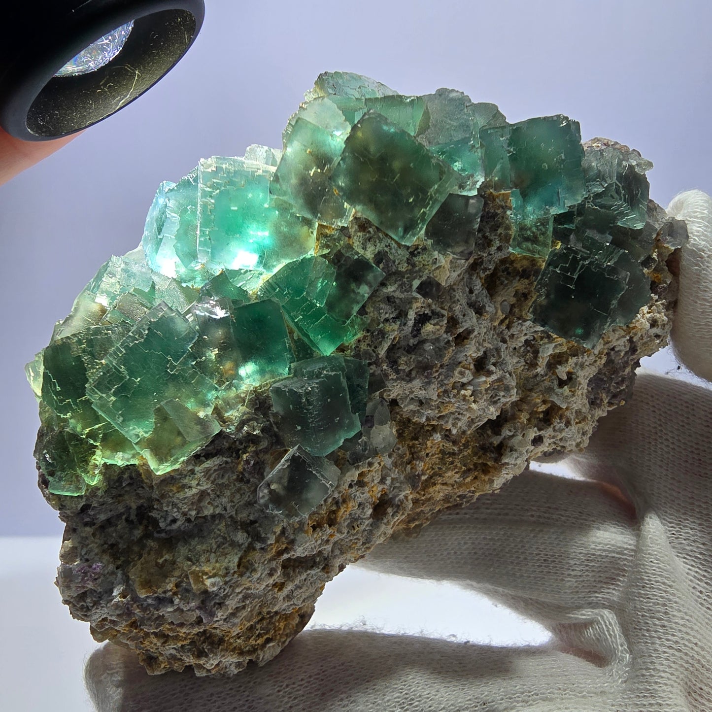 Grand spécimen de cube de fluorite fantôme, parqueté zonal Okorusu Namibie 99*62*47mm