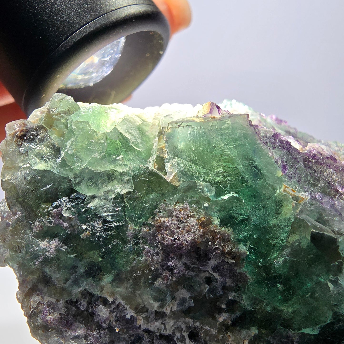 Grand spécimen de cube de fluorite fantôme, parqueté zonal Okorusu Namibie 99*62*47mm