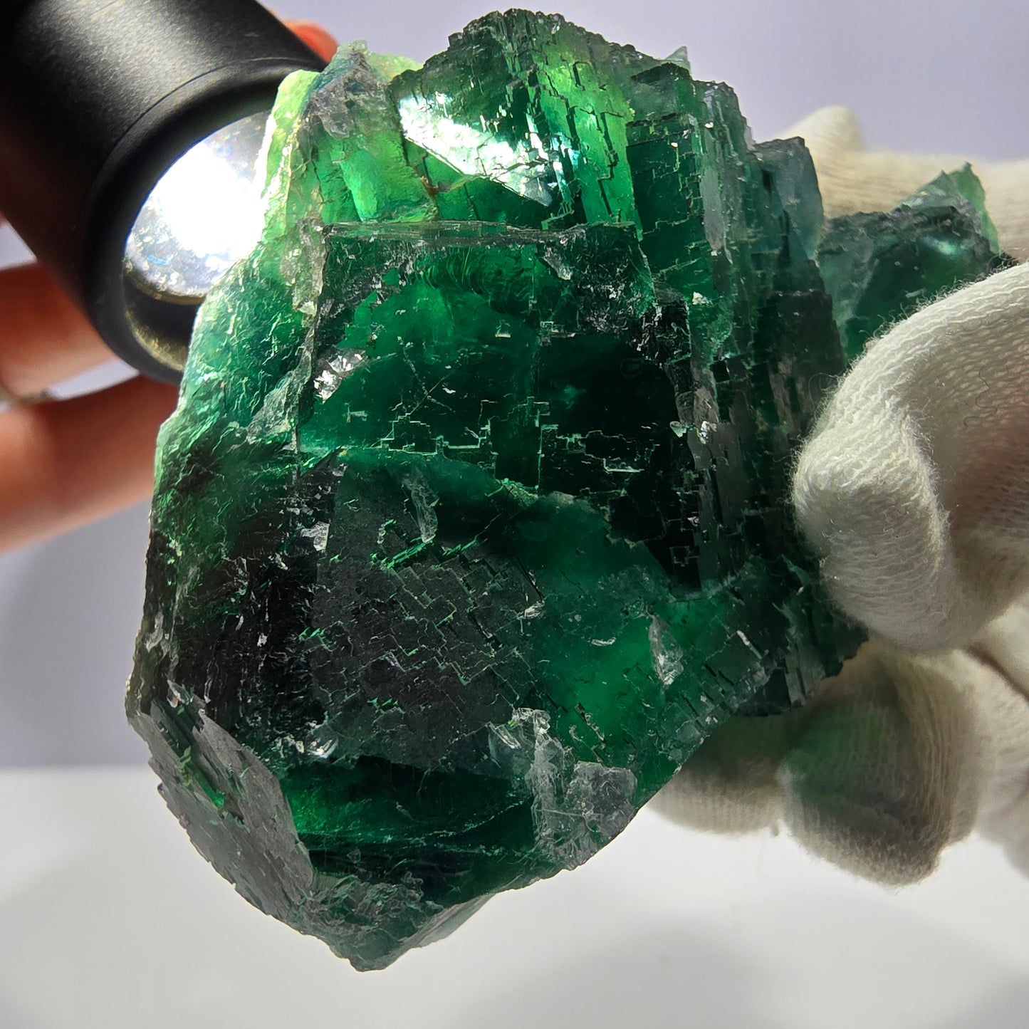Grand cube de fluorite fantôme vert étagé Okorusu Namibie 94 x 58 x 46 mm