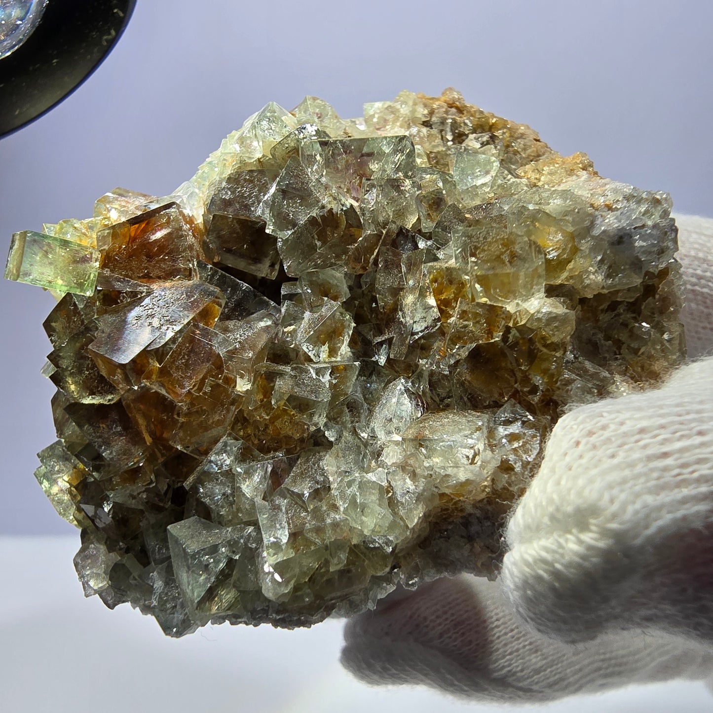 Rare spécimen de cube de fluorite fantôme, vert violet jaune Okorusu Namibie 64*62*44mm