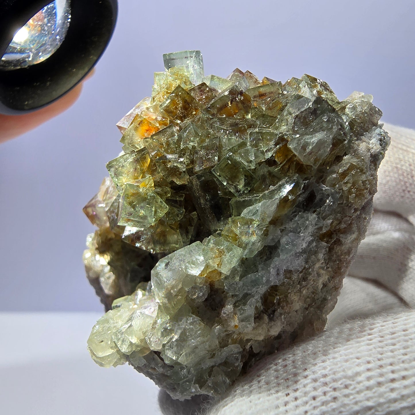 Rare spécimen de cube de fluorite fantôme, vert violet jaune Okorusu Namibie 64*62*44mm