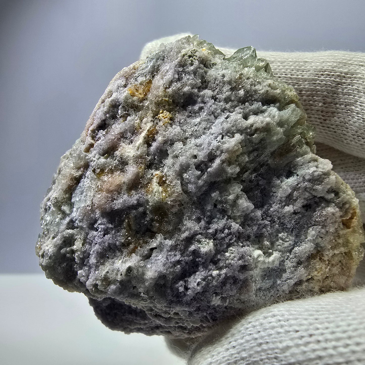 Rare spécimen de cube de fluorite fantôme, vert violet jaune Okorusu Namibie 64*62*44mm