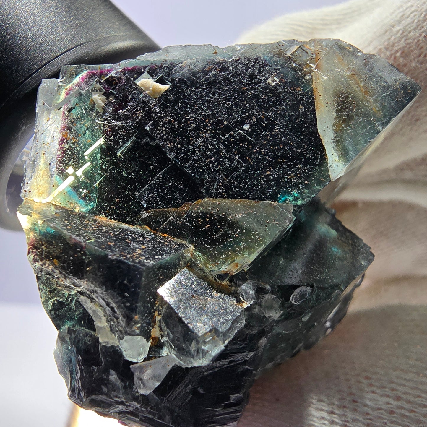Cube de fluorite fantôme parqueté vert violet Okorusu Namibie 58*37*30mm