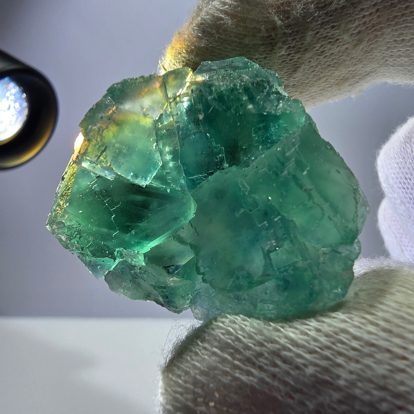 Rare spécimen de cube de fluorite fantôme, parqueté vert Okorusu, Namibie, 38 x 33 x 21 mm