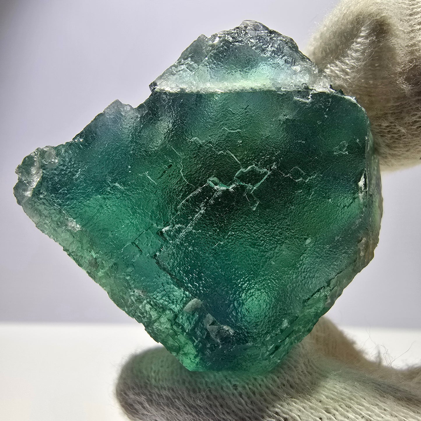 Rare spécimen de cube de fluorite fantôme, parqueté vert Okorusu, Namibie, 36 x 35 x 31 mm