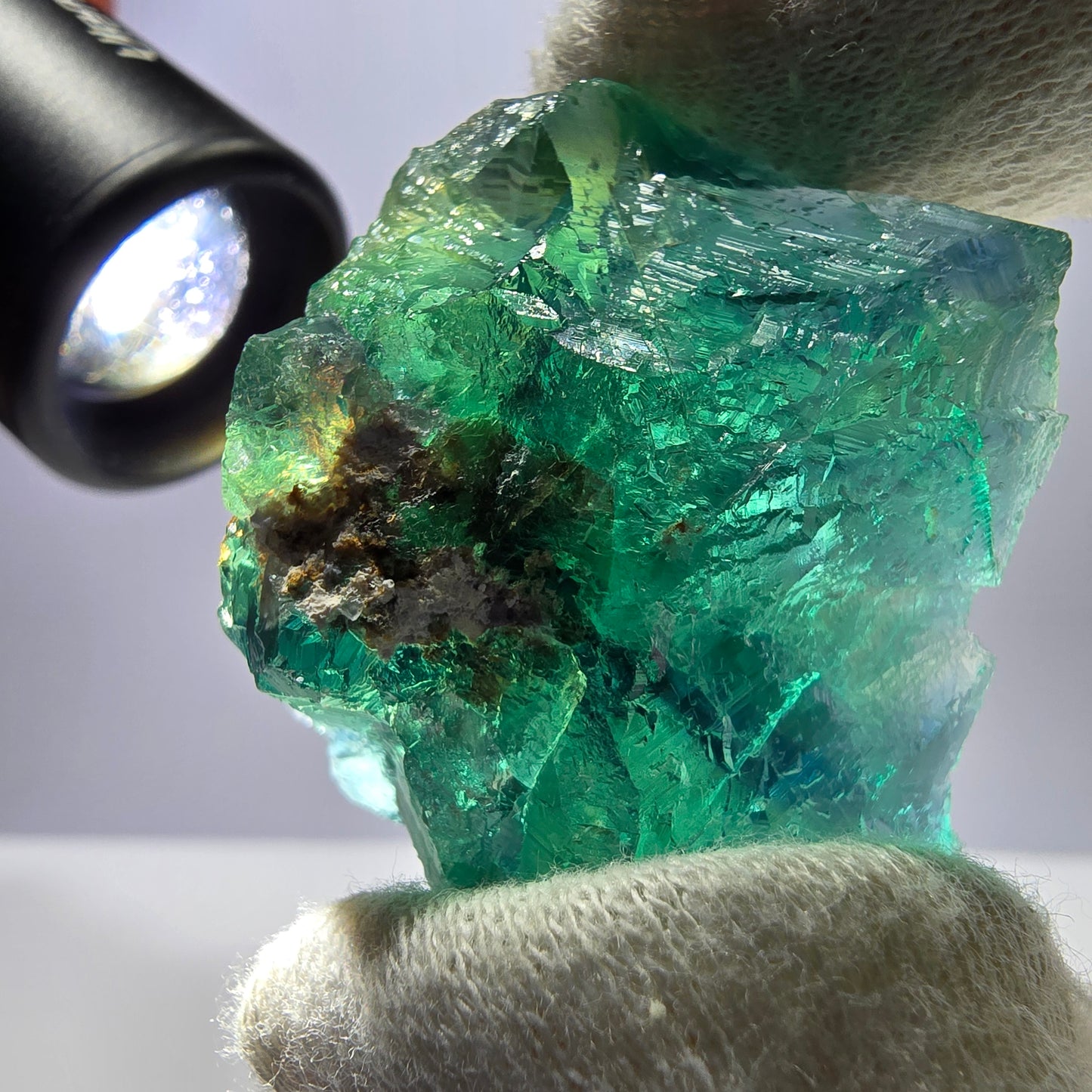 Rare spécimen de cube de fluorite fantôme, parqueté vert Okorusu, Namibie, 36 x 35 x 31 mm