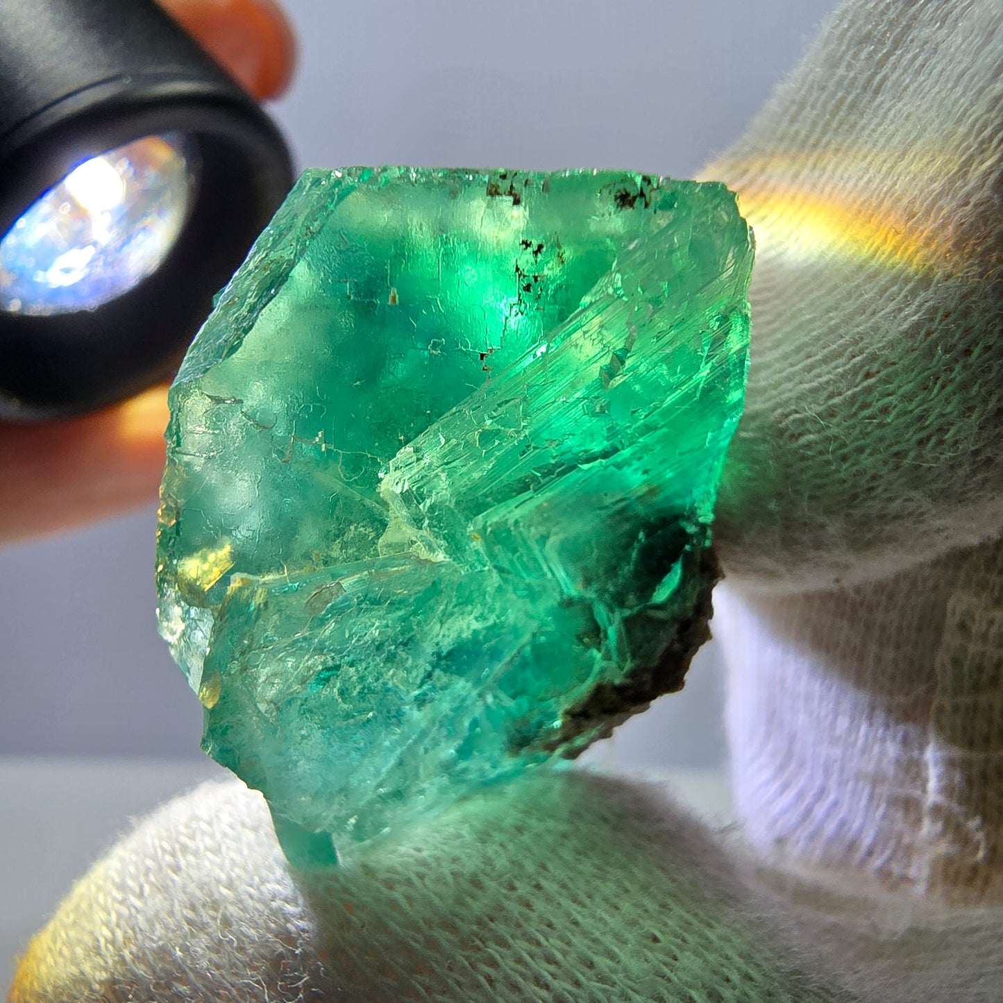 Rare spécimen de cube de fluorite fantôme, parqueté vert Okorusu, Namibie, 40 x 33 x 23 mm