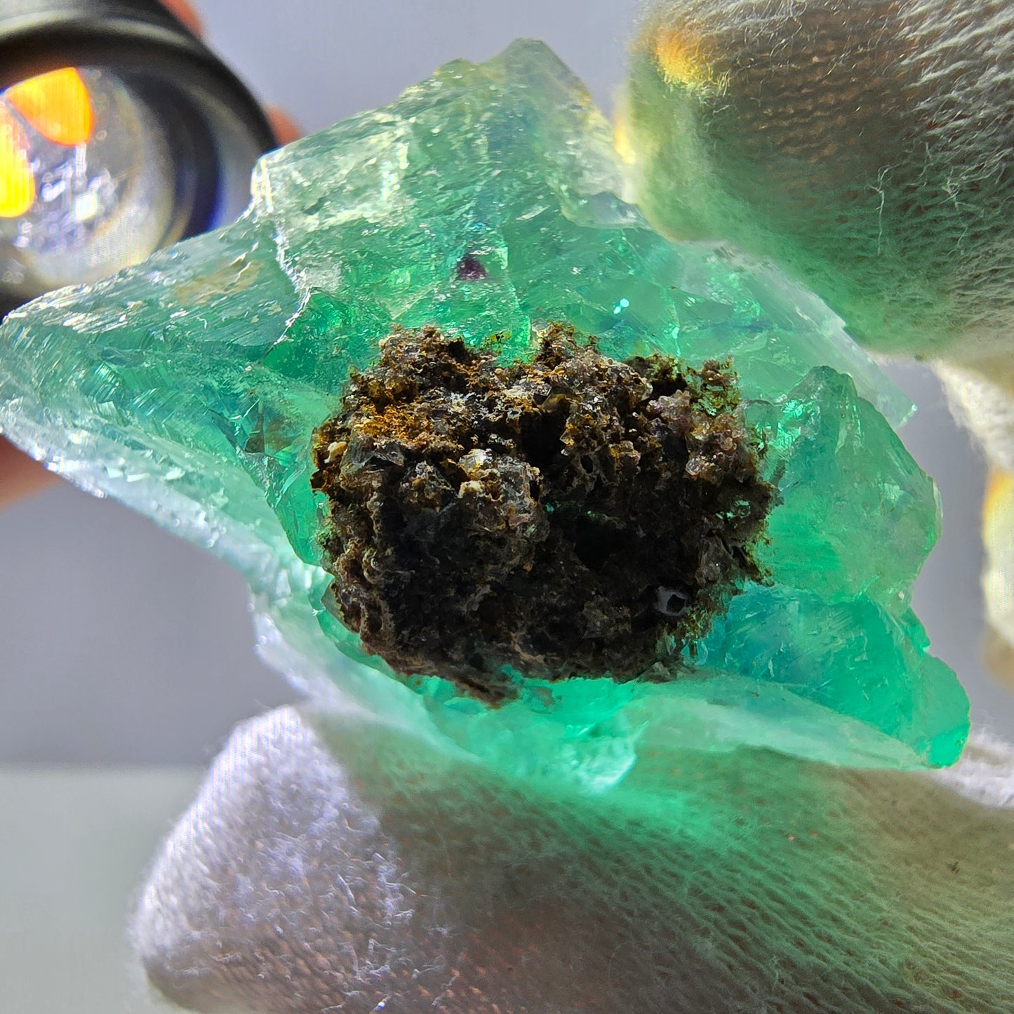 Rare spécimen de cube de fluorite fantôme, parqueté vert Okorusu, Namibie, 40 x 33 x 23 mm