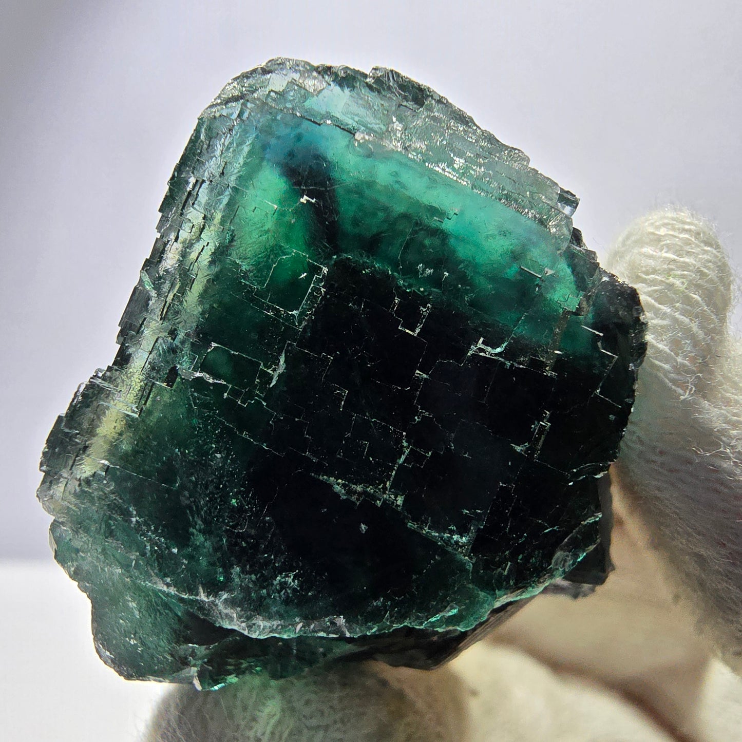 Rare spécimen de cube de fluorite fantôme, parqueté vert Okorusu, Namibie, 37 x 35 x 32 mm