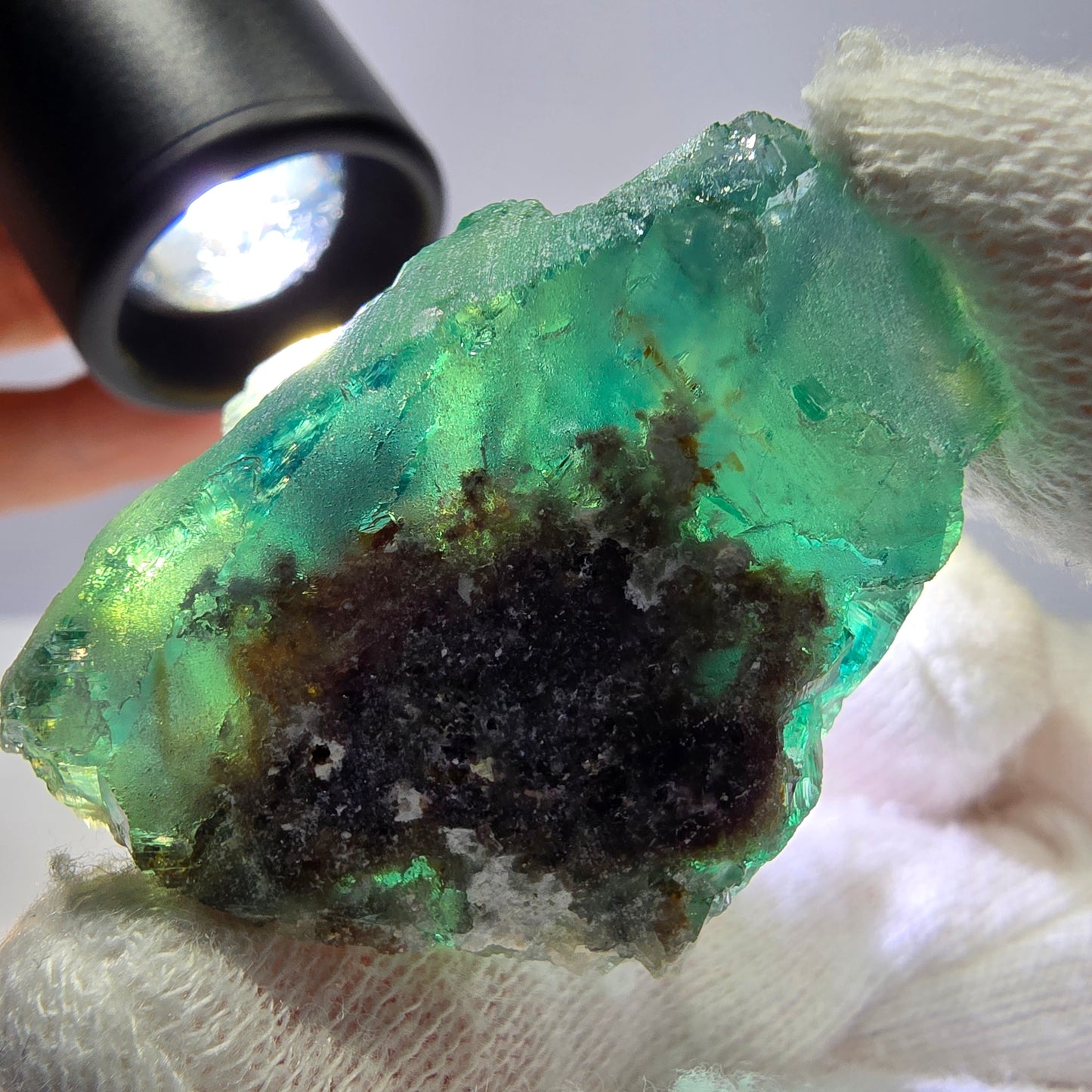 Rare spécimen de cube de fluorite fantôme, parqueté vert Okorusu, Namibie, 41 x 31 x 32 mm