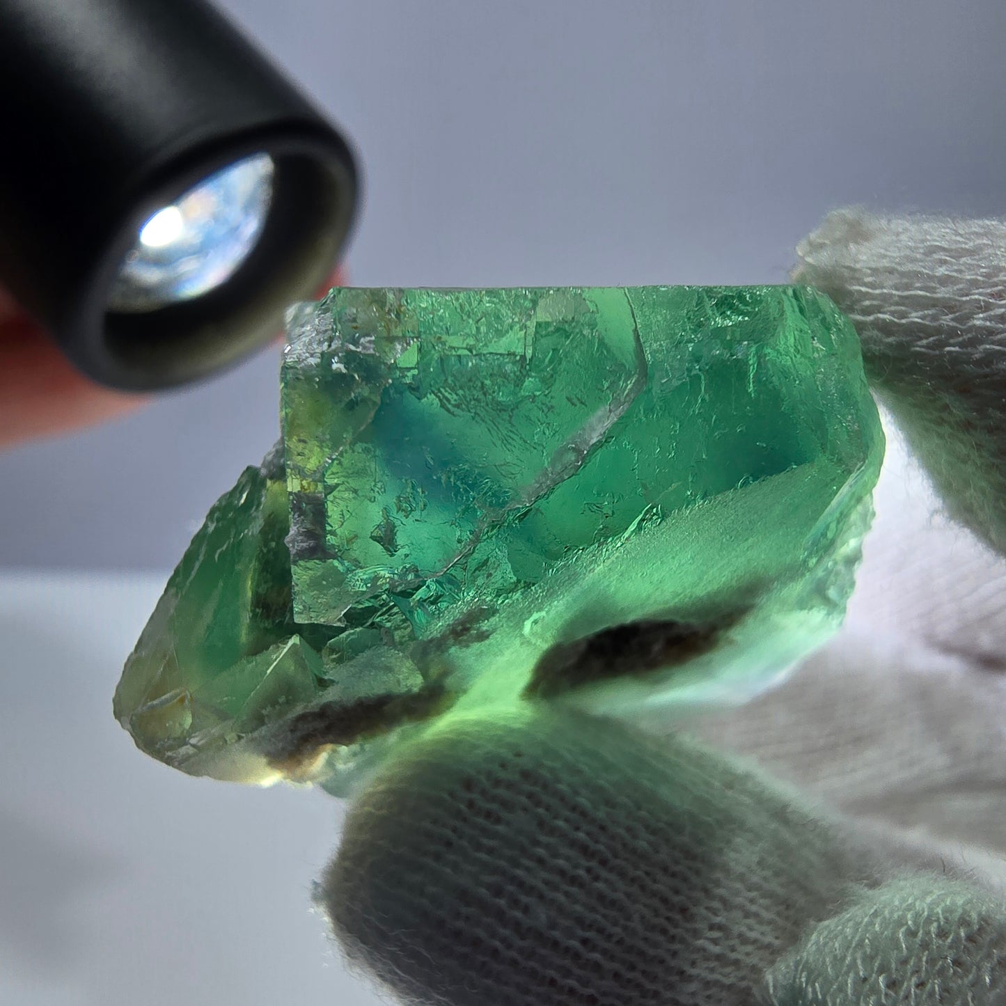 Rare spécimen de cube de fluorite fantôme, parqueté vert Okorusu, Namibie, 39 x 33 x 32 mm