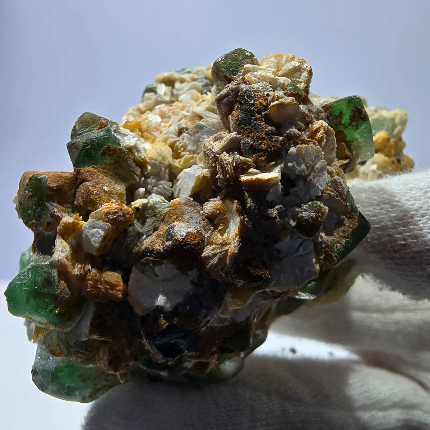 Fluorite fantôme Schörl Tourmaline Muskovite Hyalite Stage Erongo, Namibie 78*45*42mm