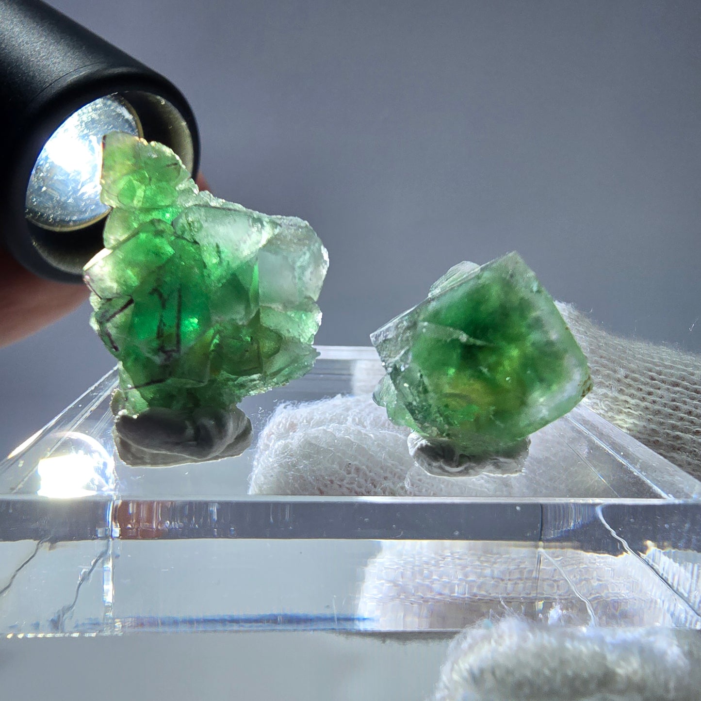 2er Set Phantom Fluorit Würfel, Muskovit Stufe Erongo, Namibia 22+14mm