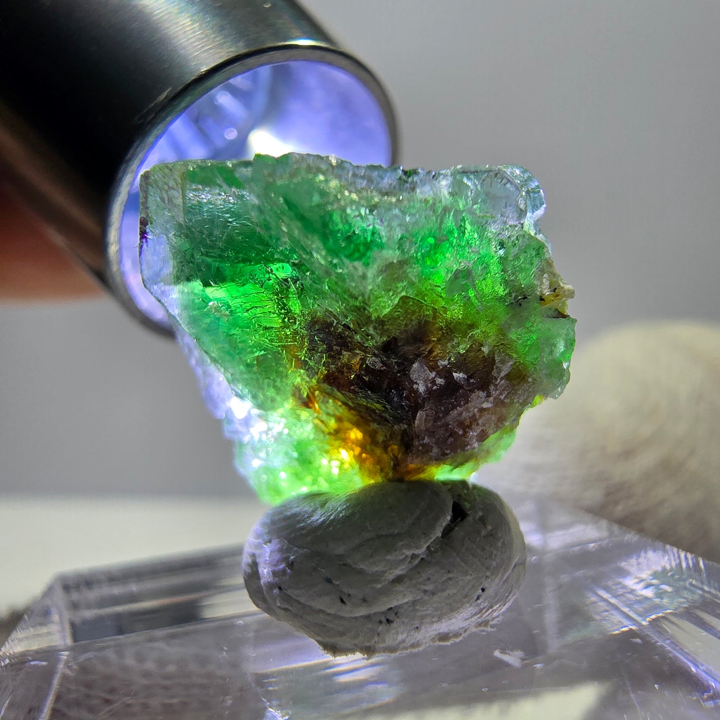 Phantom Fluorit Würfe Stufe, grün weiß lila zonal Erongo, Namibia 16*16*12mm