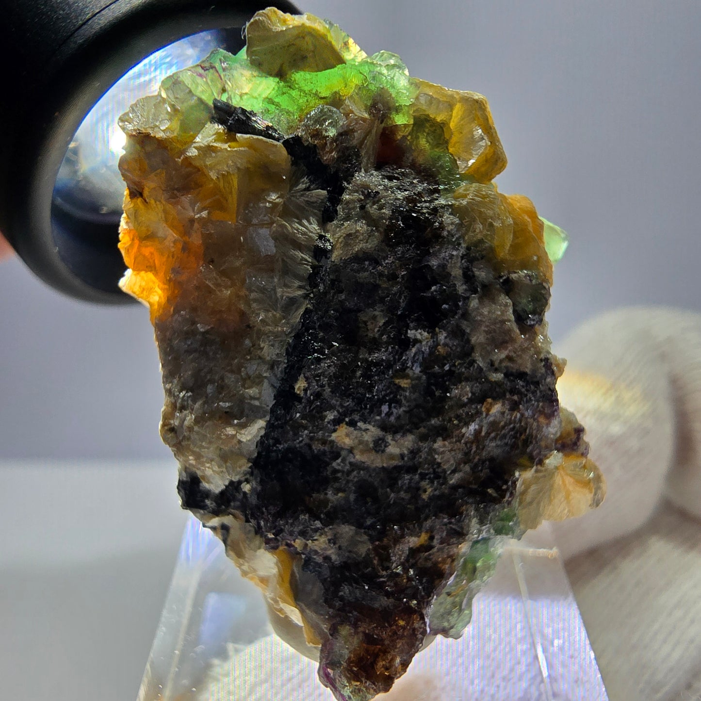 Cube de fluorite fantôme, spécimen de tourmaline scholle muscovite, Erongo, Namibie, 40 x 28 x 21 mm