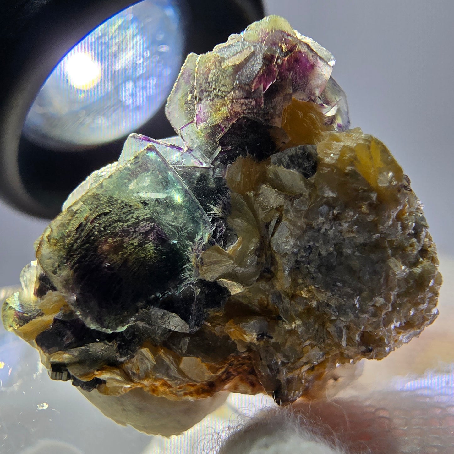Cubes de fluorite fantôme colorés, spécimen de muscovite, Erongo, Namibie, 31 x 25 x 23 mm