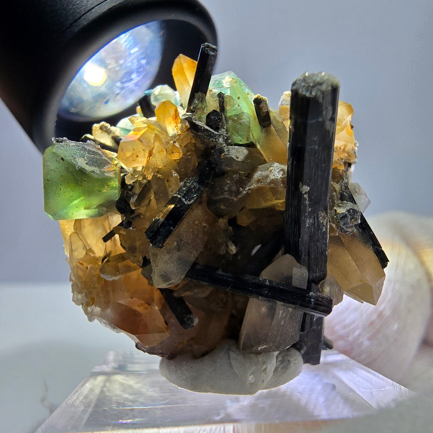 Fluorite fantôme hexagonale, tourmaline Schörl, quartz fumé, hyalite, Erongo, Namibie, 34 x 30 x 31 mm