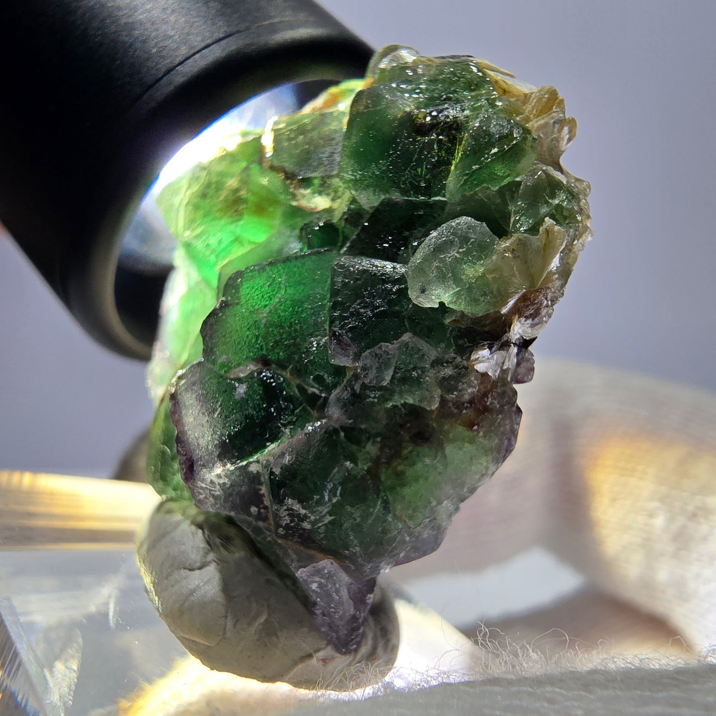 Cube de fluorite fantôme, spécimen hexagonal de tourmaline muscovite Schorl, Erongo, Namibie, 35 x 31 x 20 mm