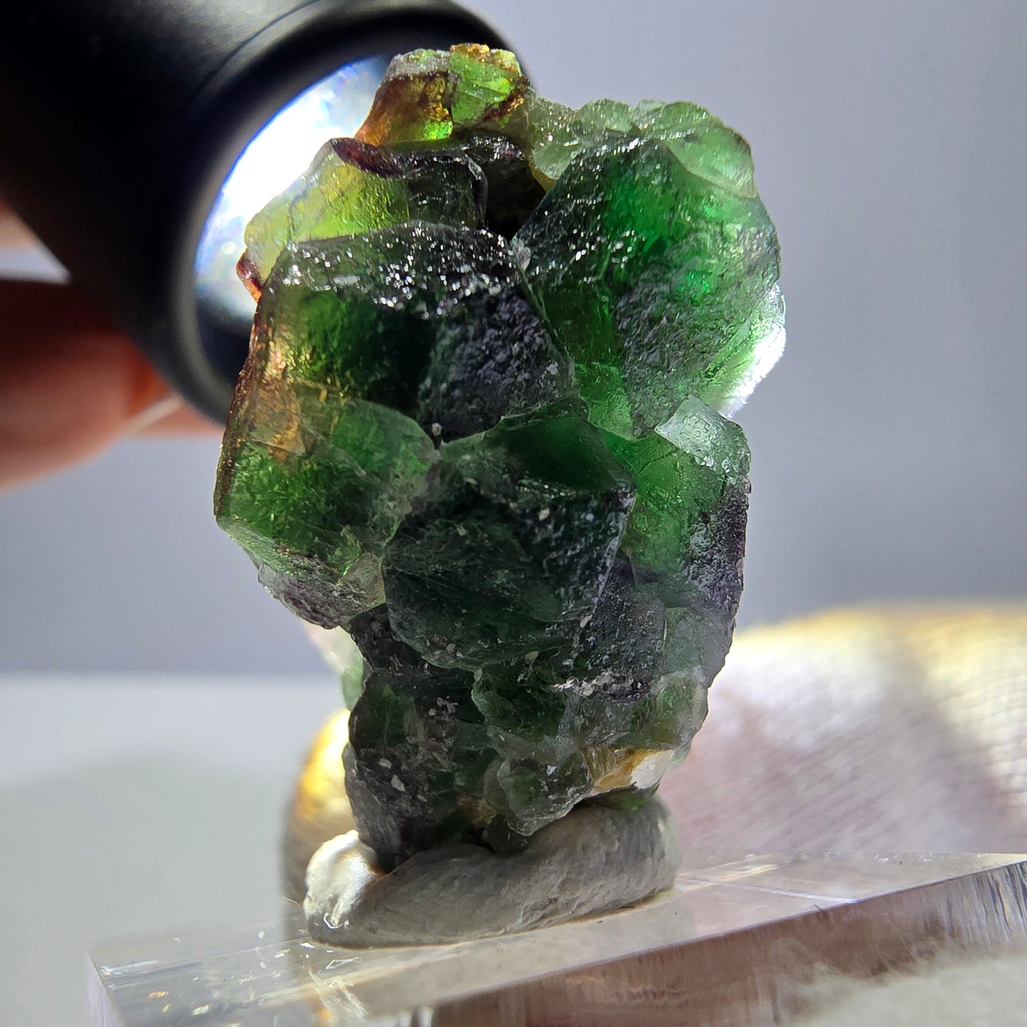 Cube de fluorite fantôme, spécimen hexagonal de tourmaline muscovite Schorl, Erongo, Namibie, 35 x 31 x 20 mm